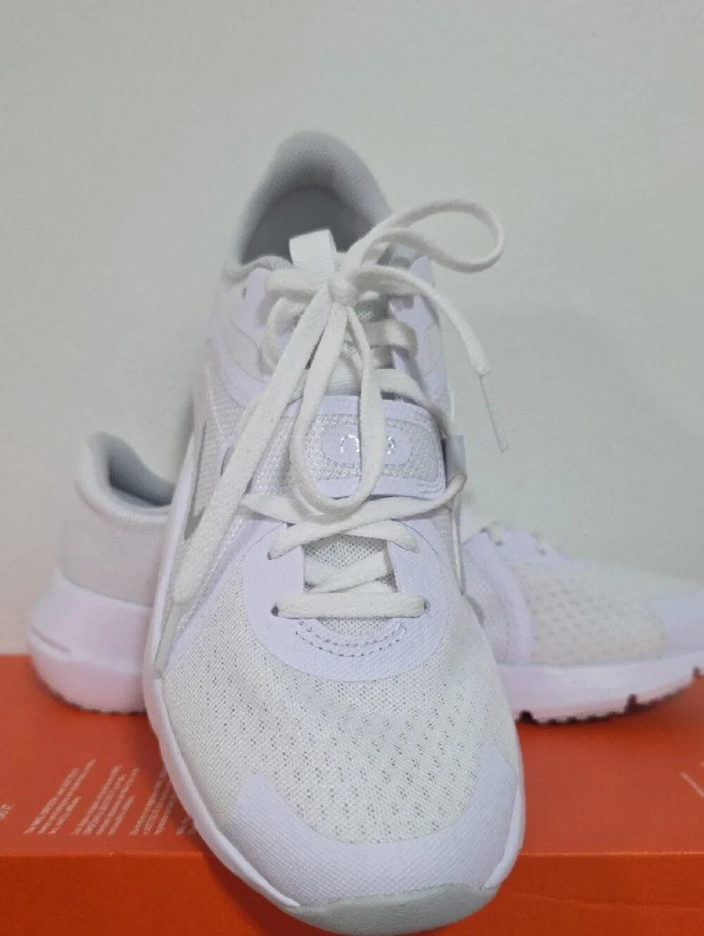 Nike Women's White Knit Lace-Up Running Shoe